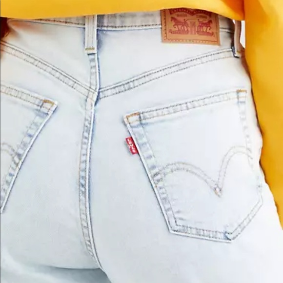 SALE! ⭐️ Levi’s High Waisted tapered leg jean light vintage - Picture 7 of 13